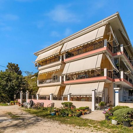 Paraskevi Apartments Lefkada City Екстер'єр фото