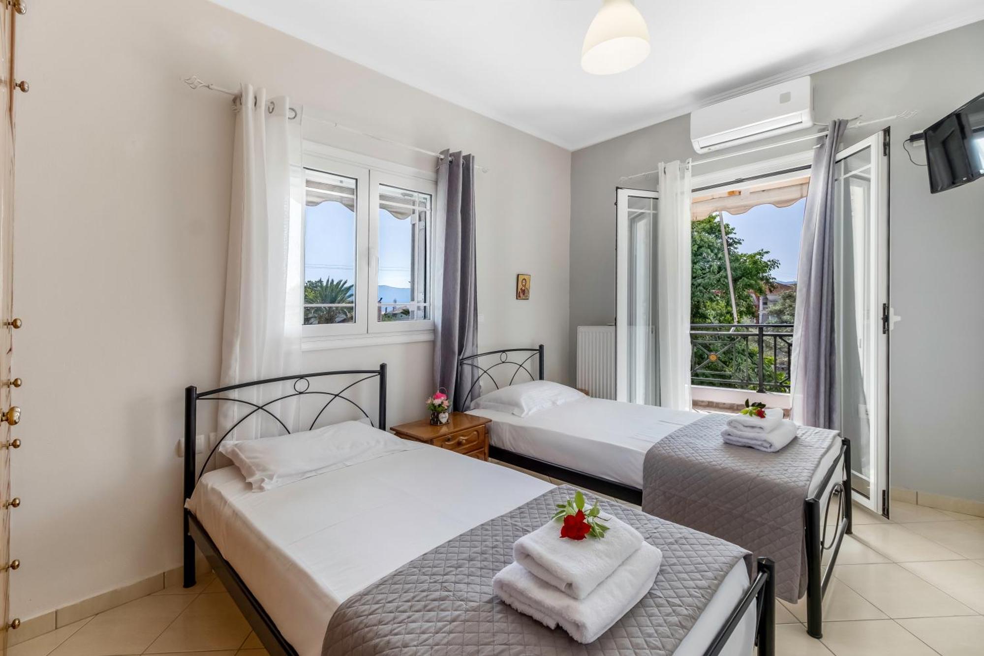 Paraskevi Apartments Lefkada City Екстер'єр фото