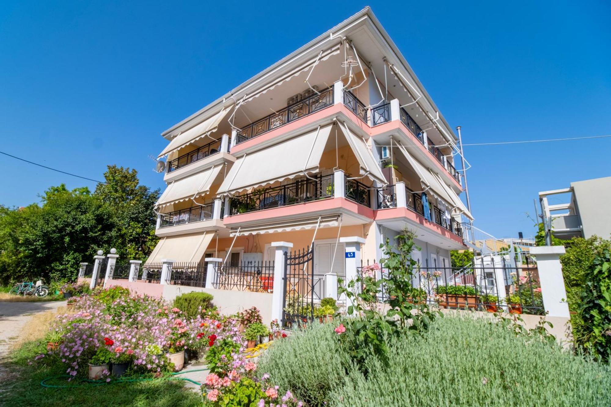 Paraskevi Apartments Lefkada City Екстер'єр фото